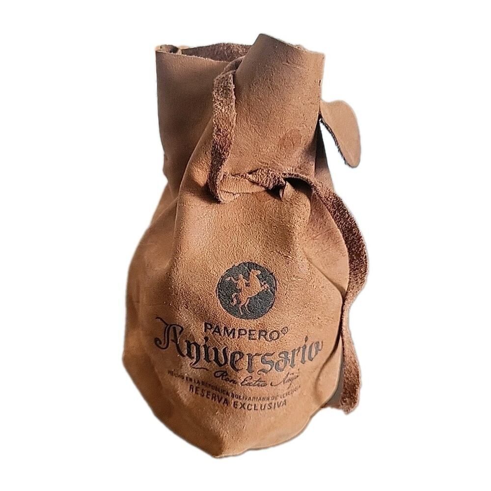 Venezuela Liquor Leather Pouch Aniversario Pampero Ron Añejo Perfect Condition